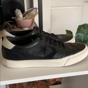 Converse with Lunarlon Black Leather Sneaker